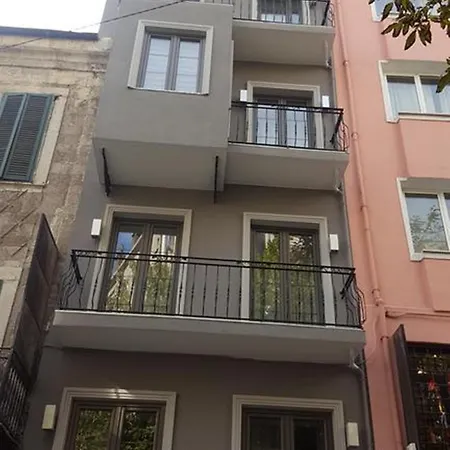 Louis Hotel 4*